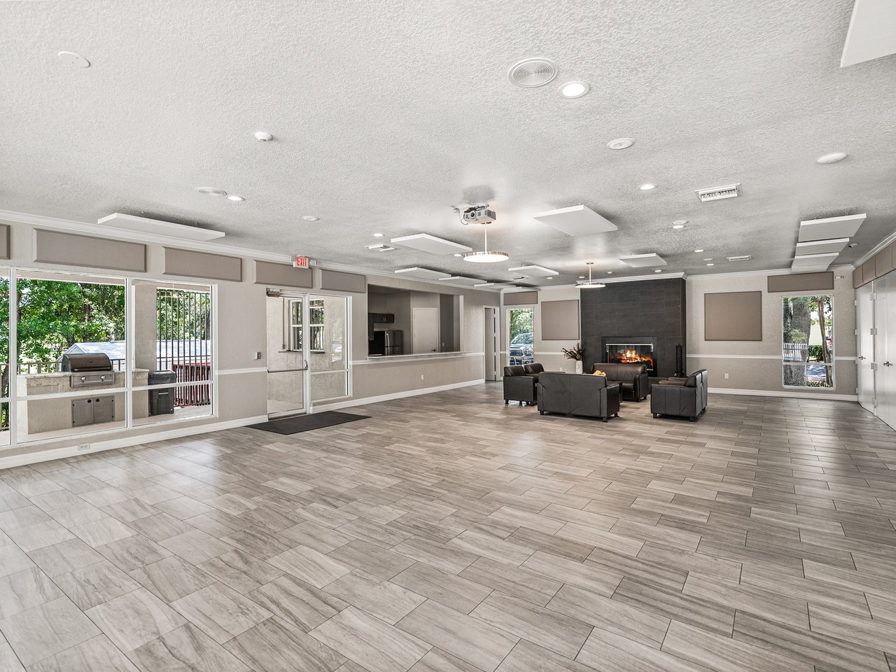 5137 NEW BRITTANY LN