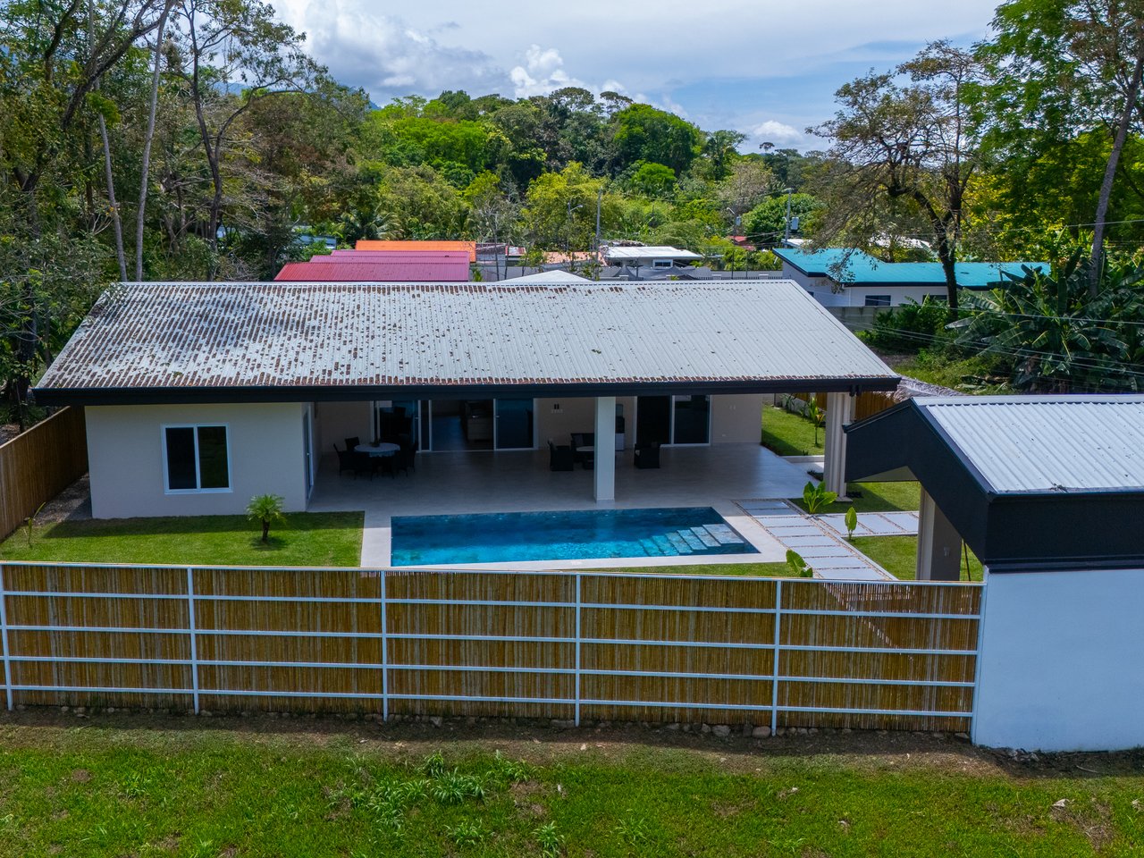 Refined Tropical Home in Uvita, Costa Rica | Walk to Beach & Parque Nacional Marino Ballena