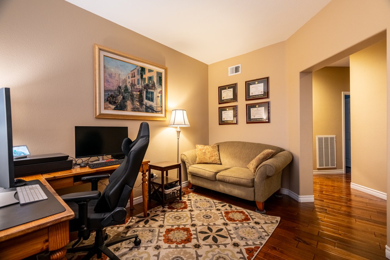 4501 Camino De Las Estrellas