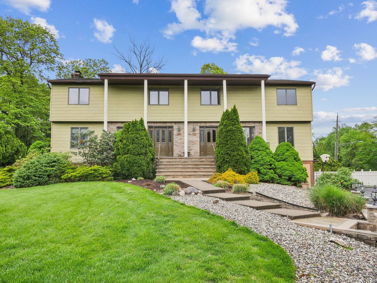 Exclusive Duplex Listing 2 Colby Court Lincoln Park, NJ