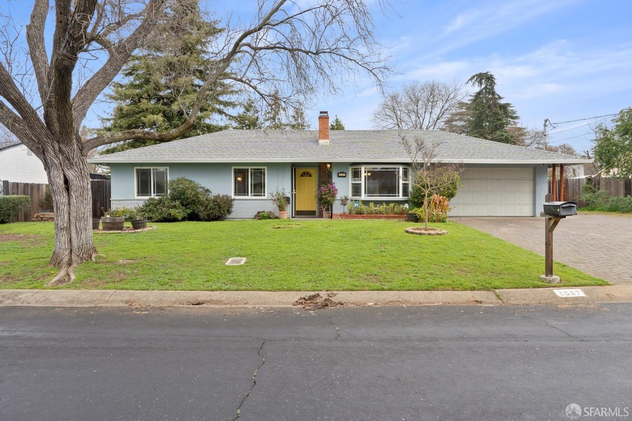 4087 Tulare Dr