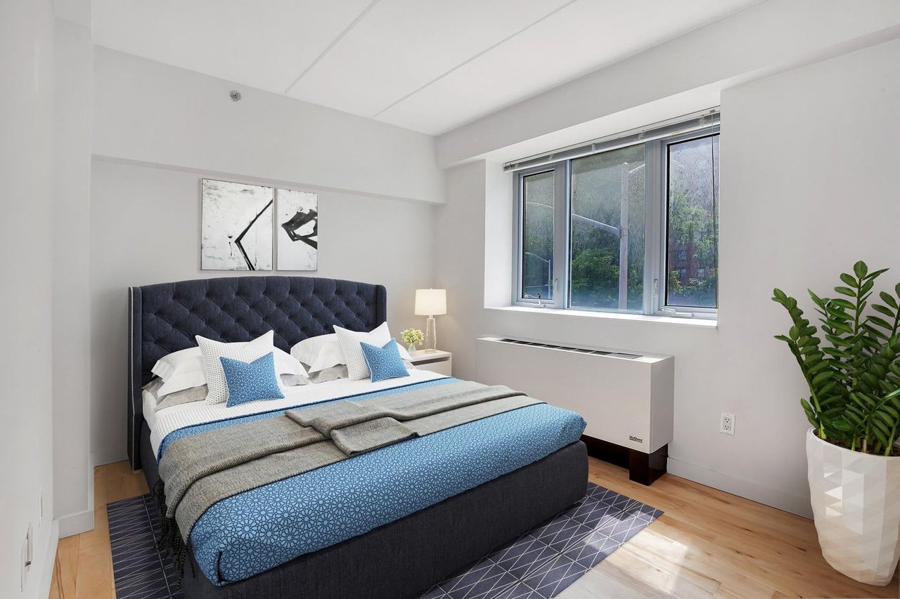 1810 3rd Ave Unit B2D