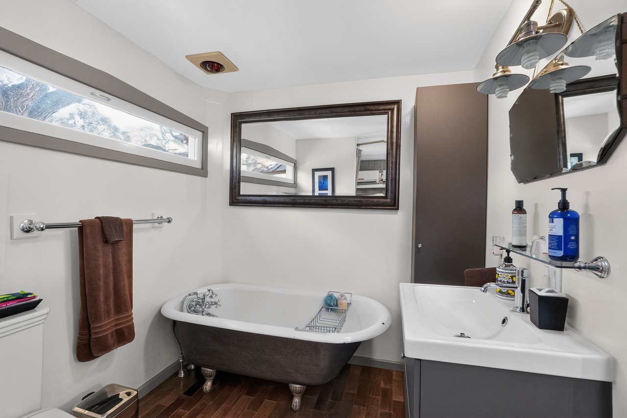 South Congress Luxury Compound for Lease