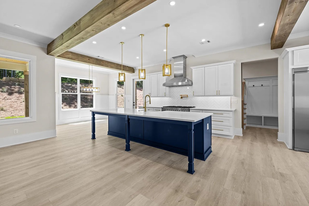 1131 Glen Eagle Dr