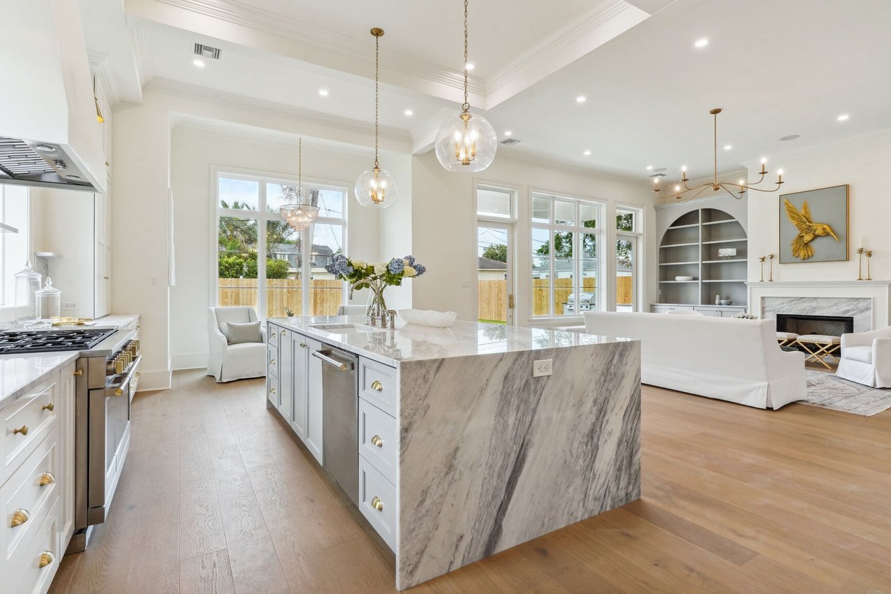 Metairie Court I