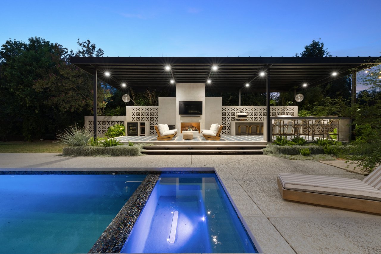 204 Westbrook Dr