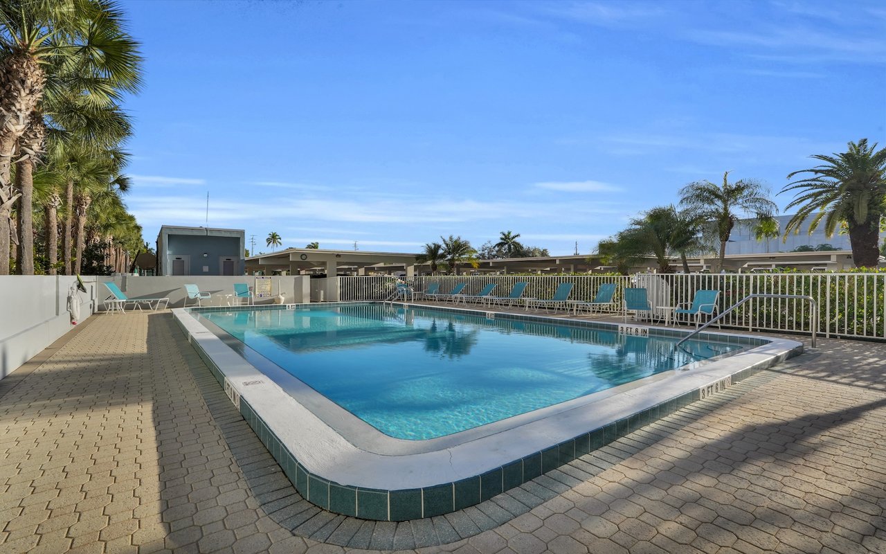 1925 Clifford St #1102