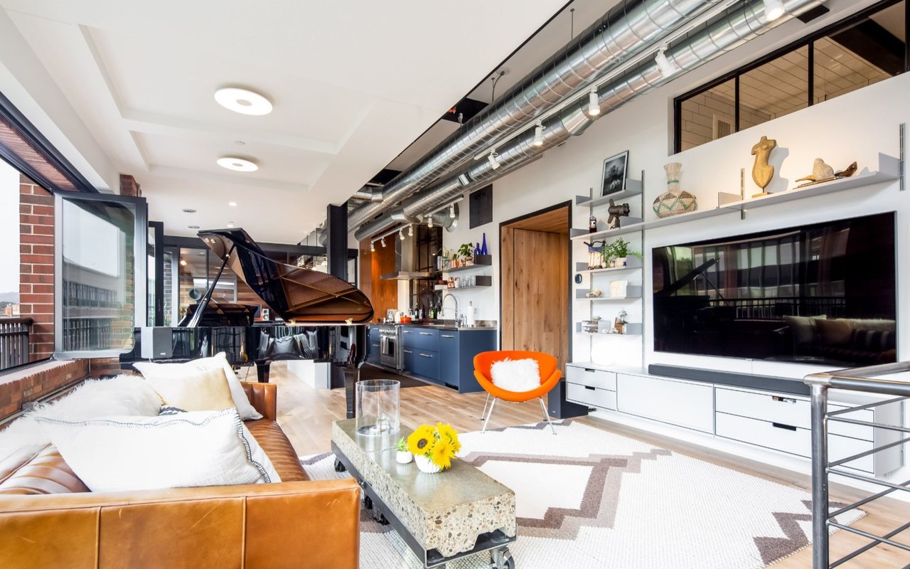 Amazing Northern Michigan Homes: Downtown Traverse City Park Street Condo