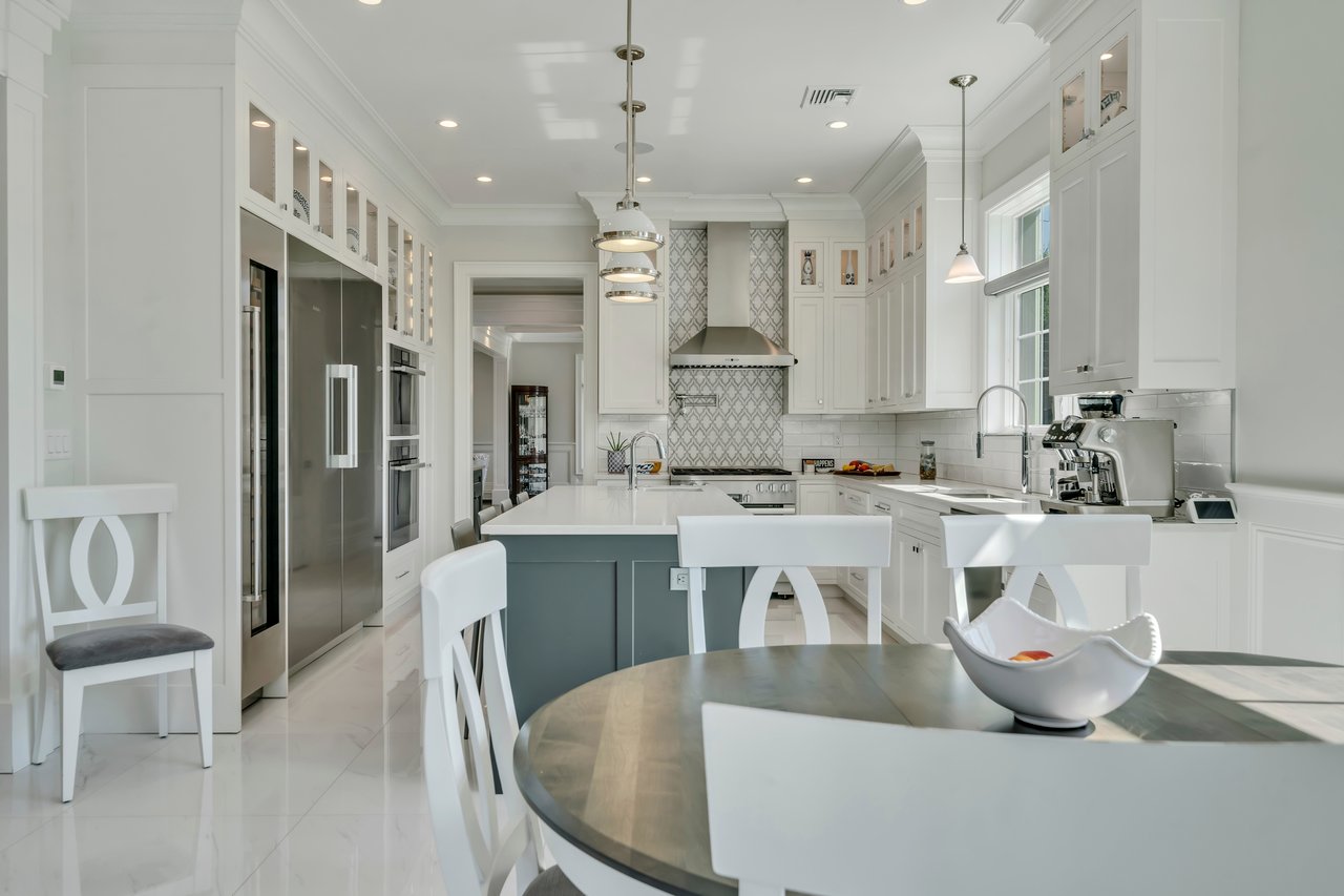 214 Forest Road