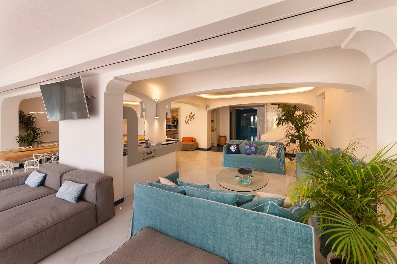 Reintroduce the Villa Bepina