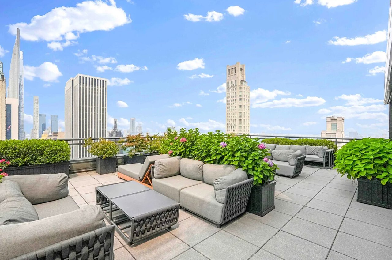 117 E 57TH Street 44CDEF