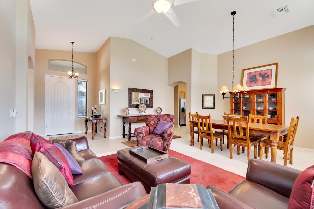 360 W Sacaton Canyon Dr