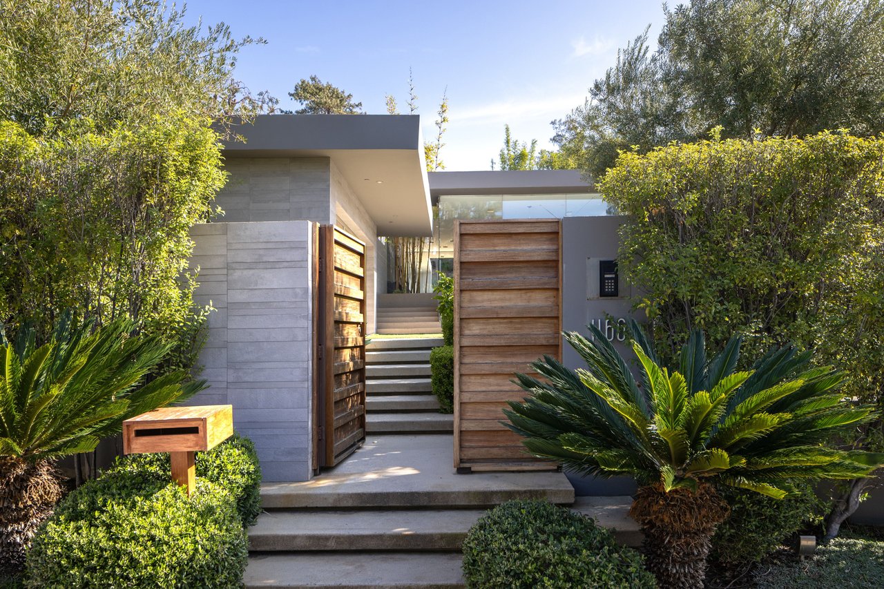 1166 Angelo Dr, Beverly Hills 