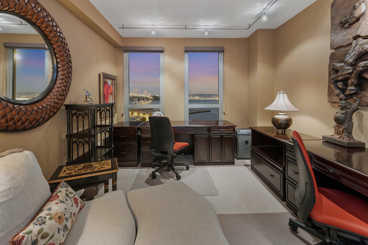 Elevated Corner with Downtown/Bay Views