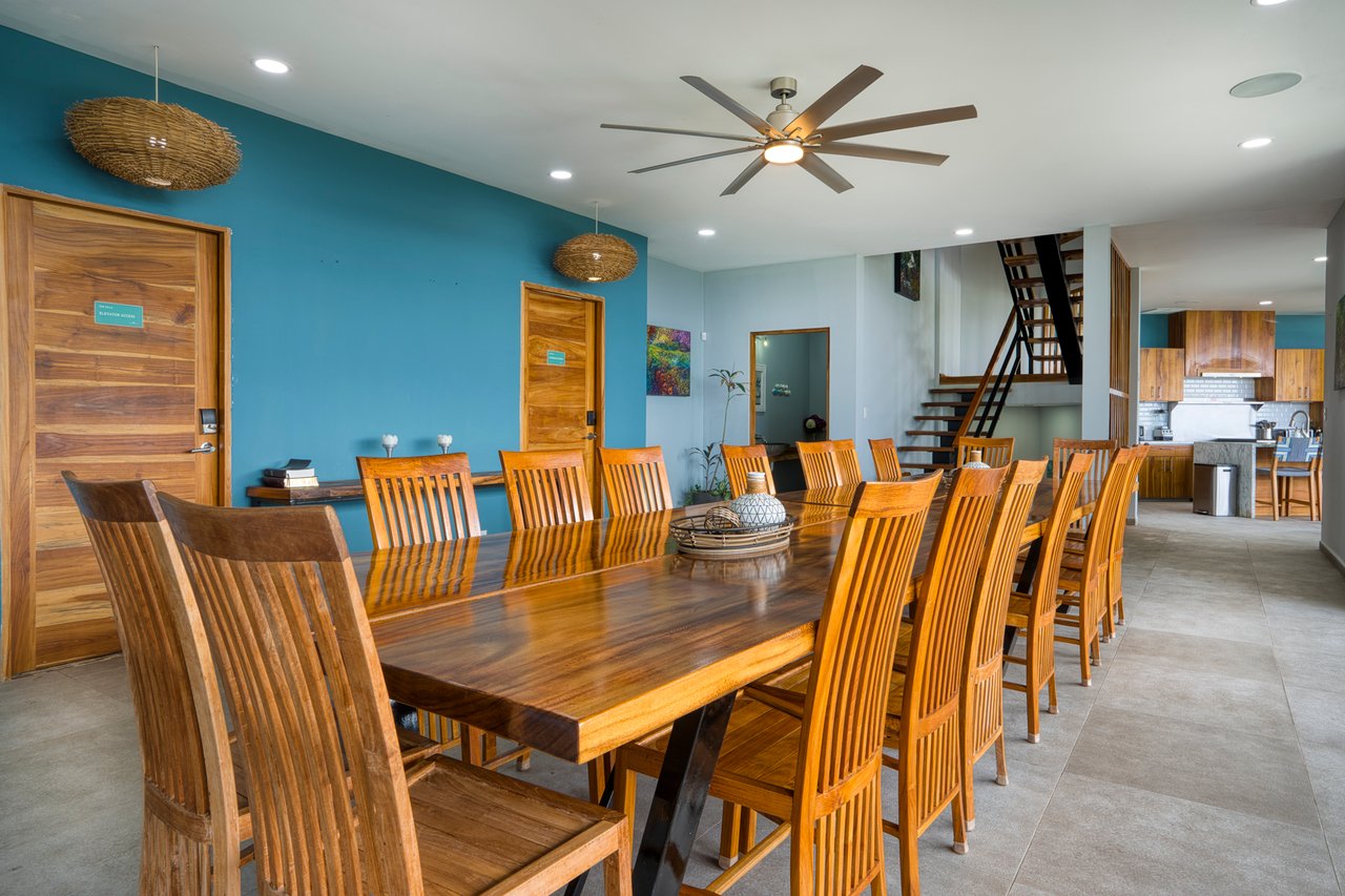 Luxury Income Producing Villa Costa Vida in Manuel Antonio