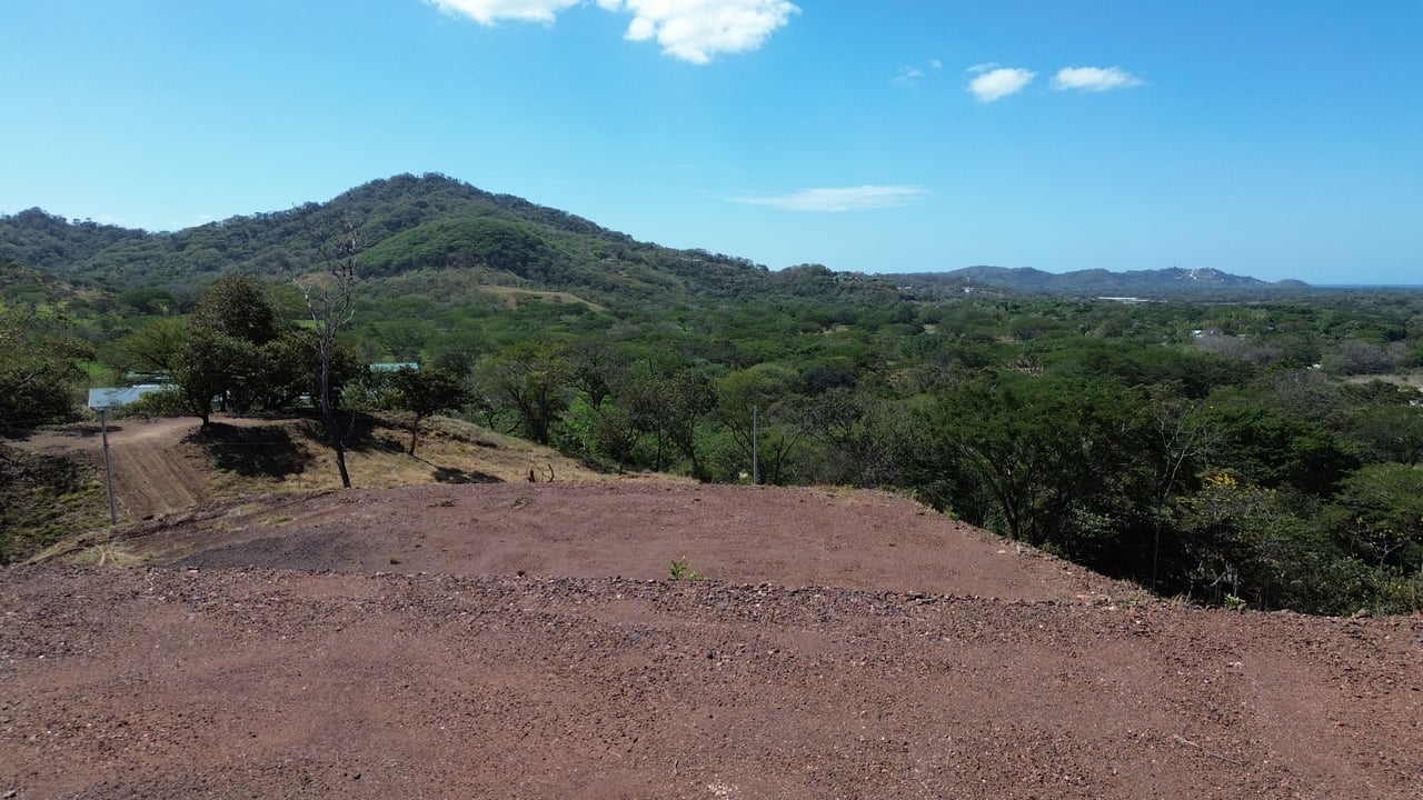 La Flora – An Exclusive Collection of 13 Estate Homesites - Huacas 