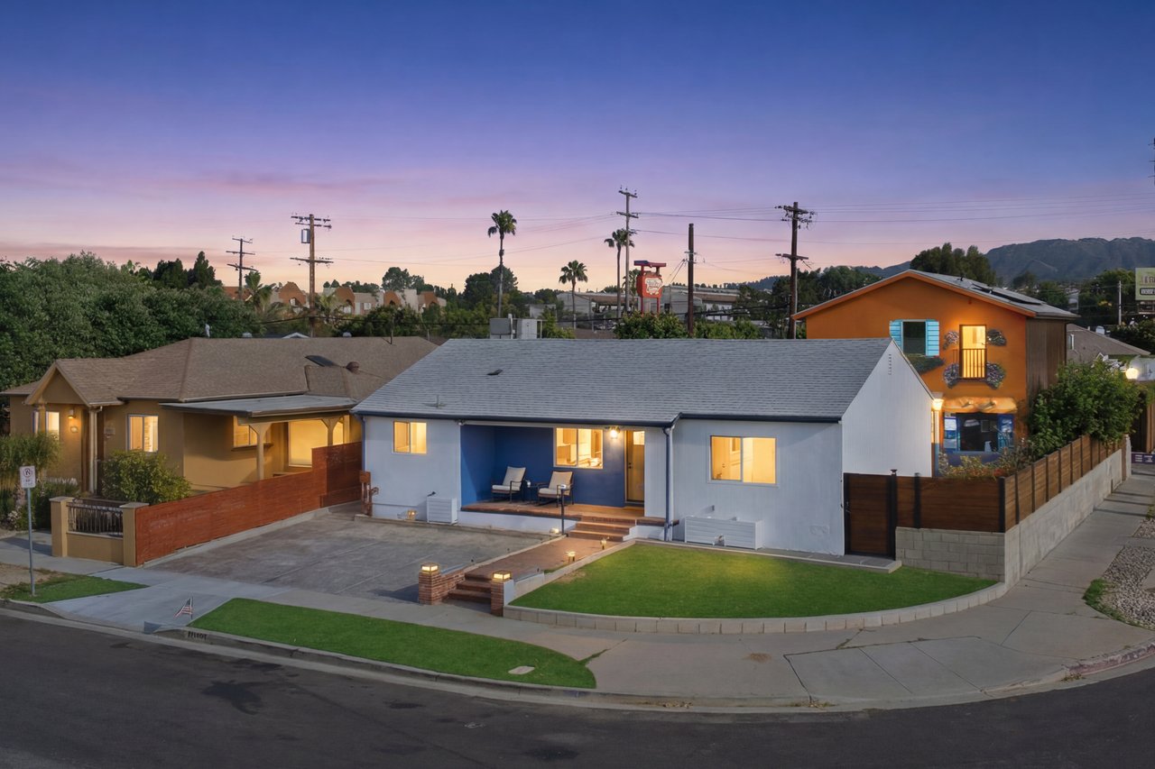 17660 Martha ST