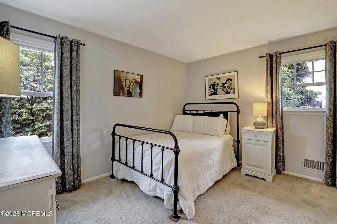 3245 Rambling Hill Court