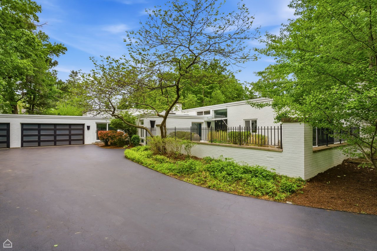 1540 Grant Road 