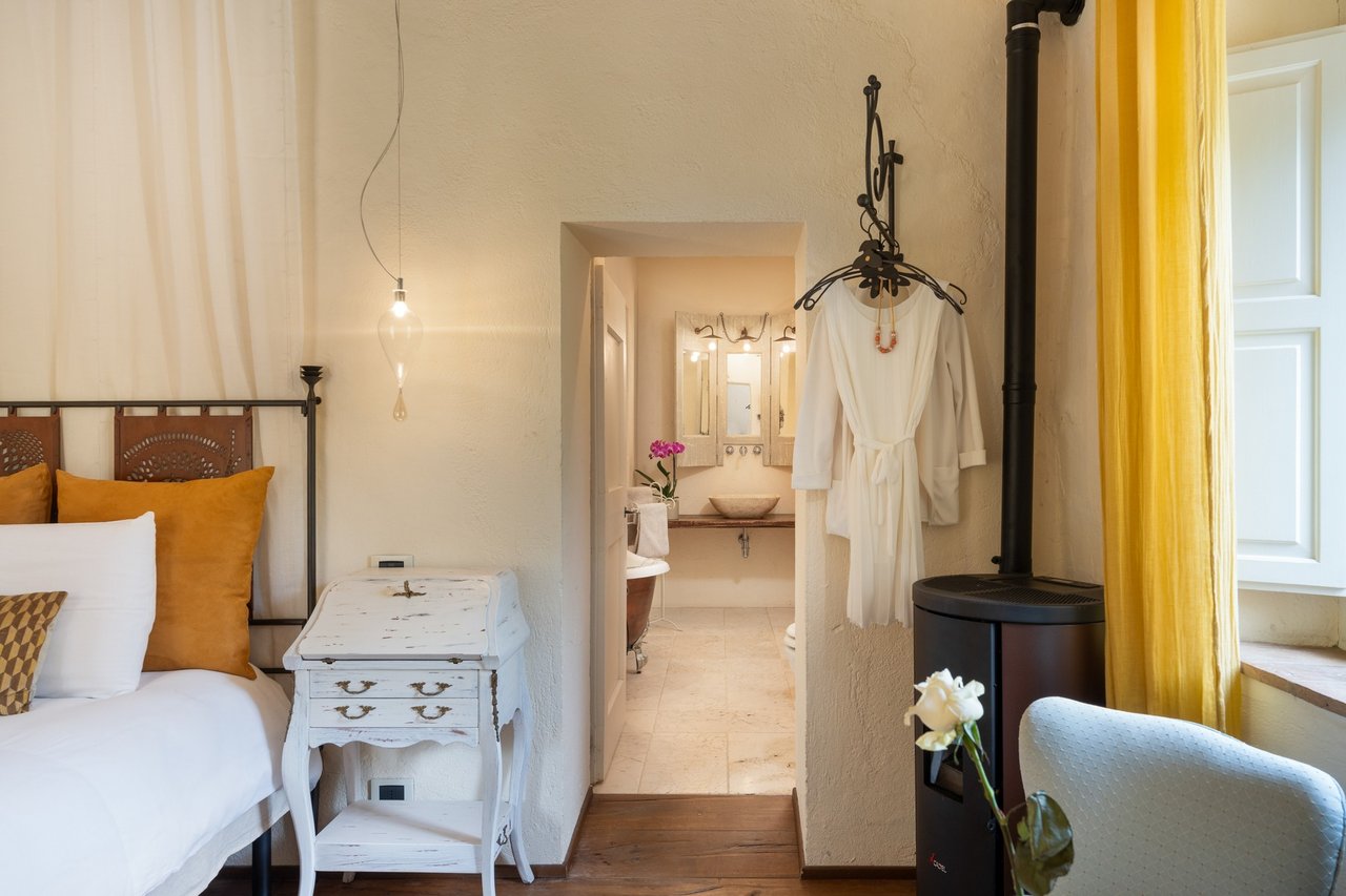 Renovated 18th Century Tuscan Home With Beautiful Hill Views