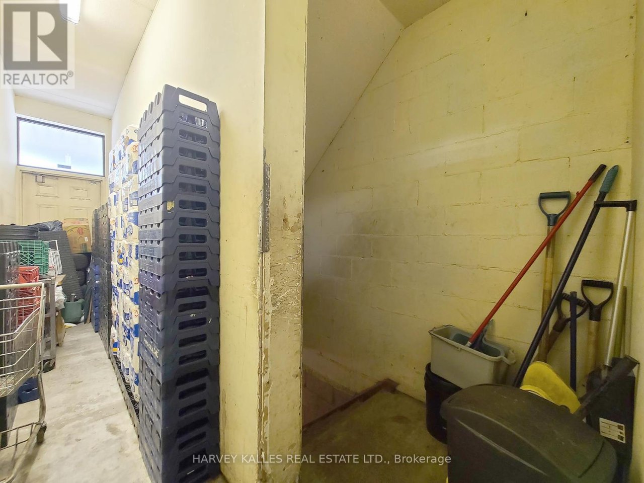 3829 LAKE SHORE BOULEVARD W