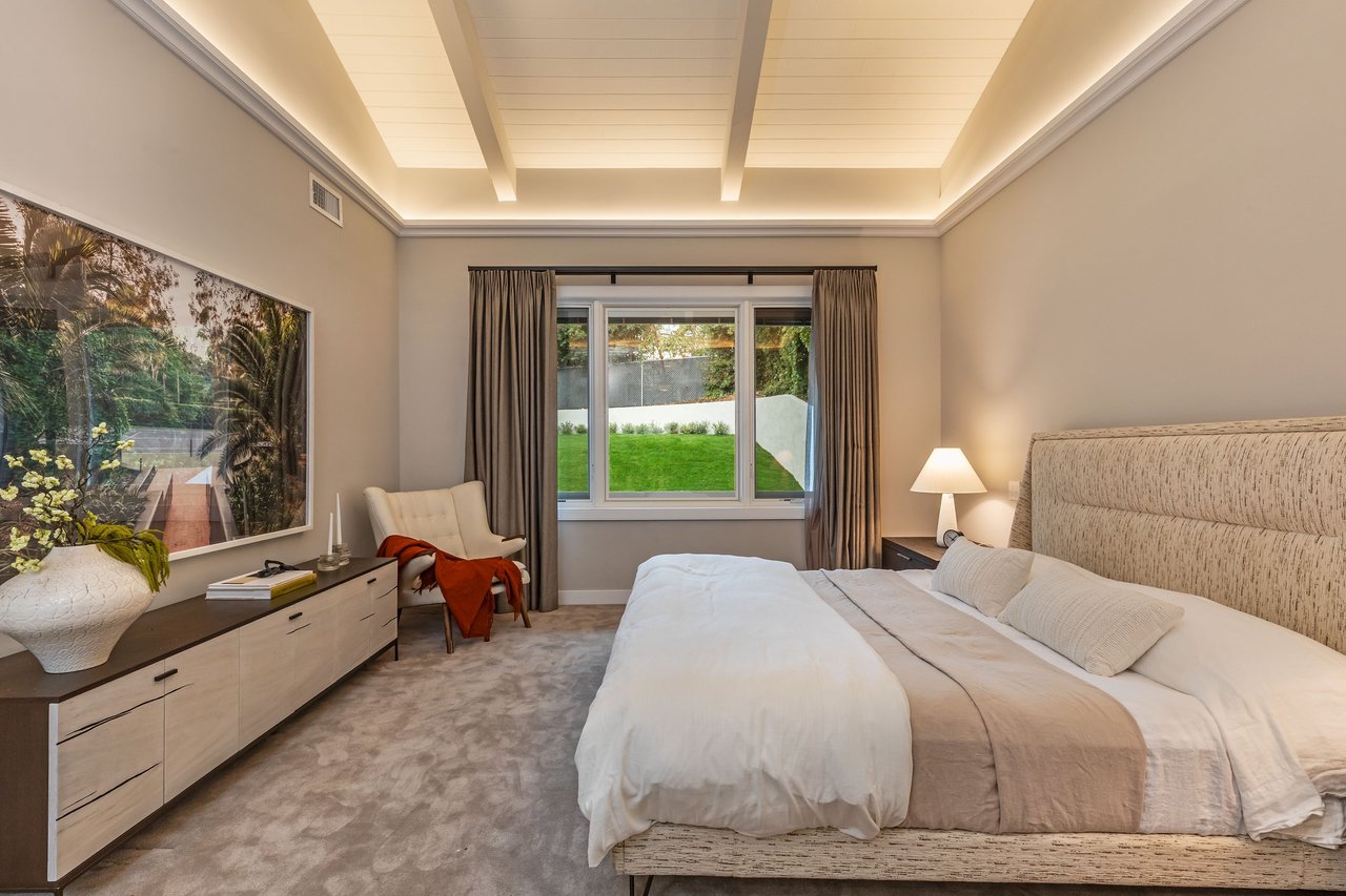 1059 Angelo Dr, Beverly Hills