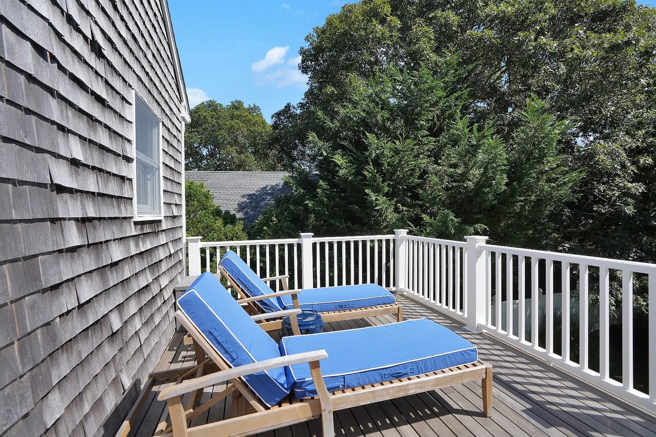 26 Winne Ave