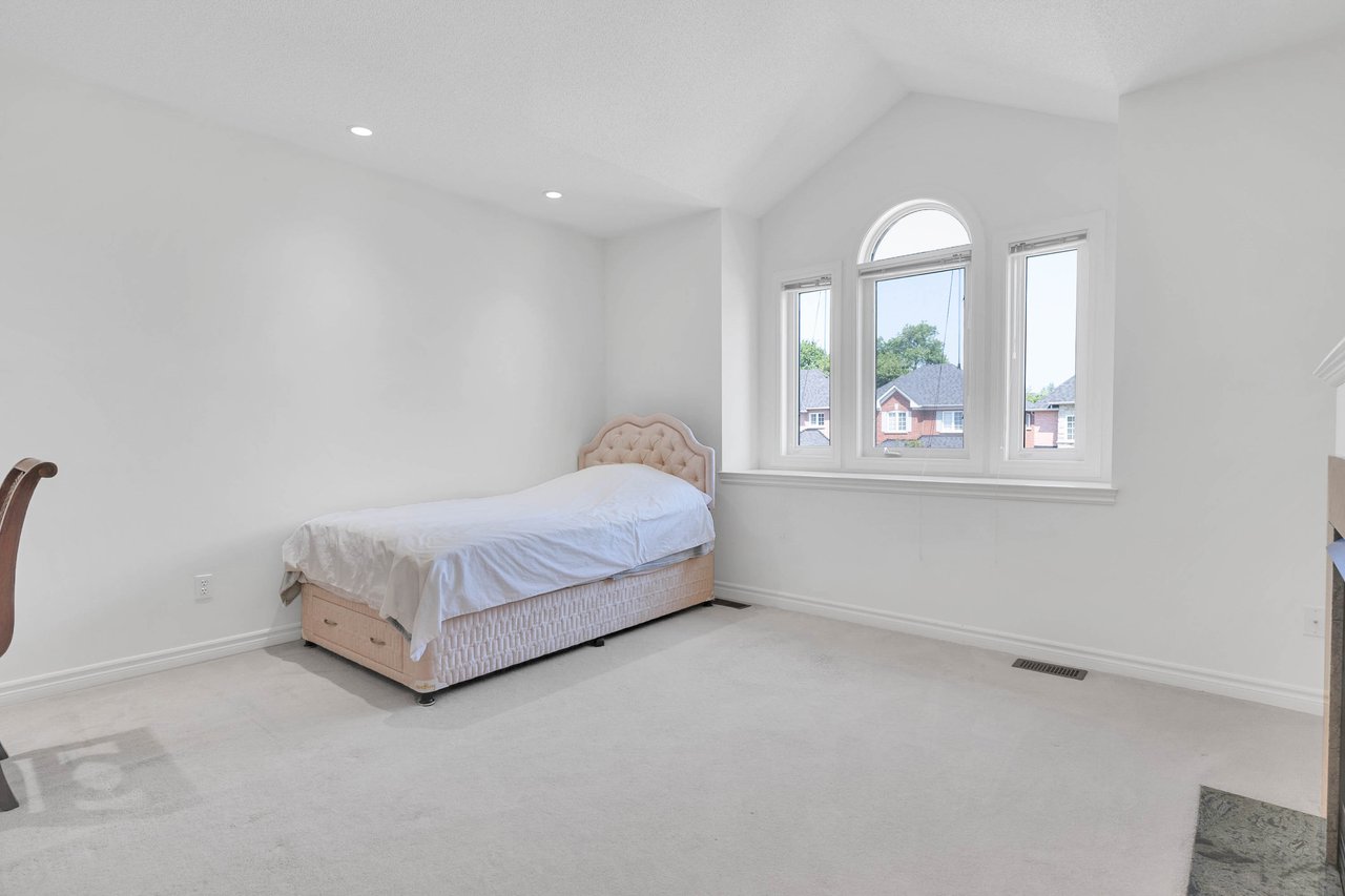 75 Eagle Peak Drive