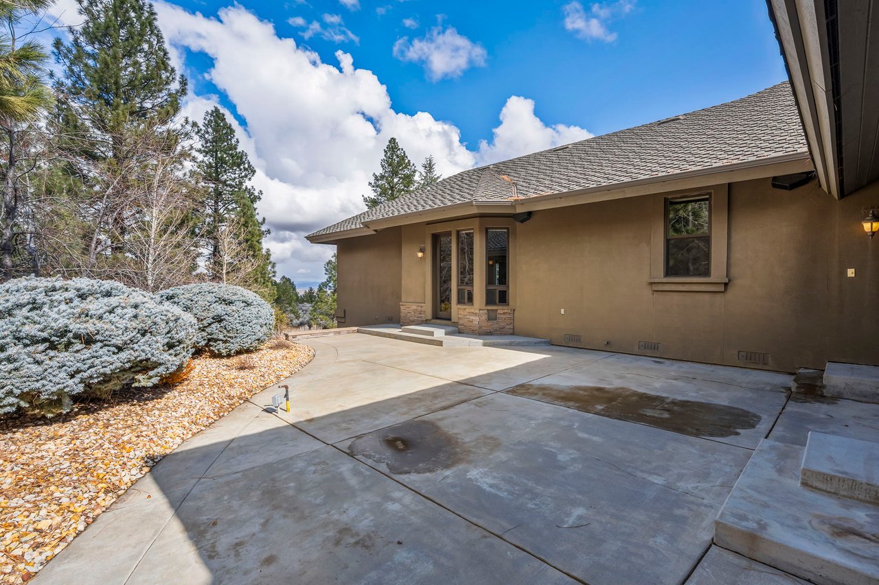 220 Sheridan Creek Court