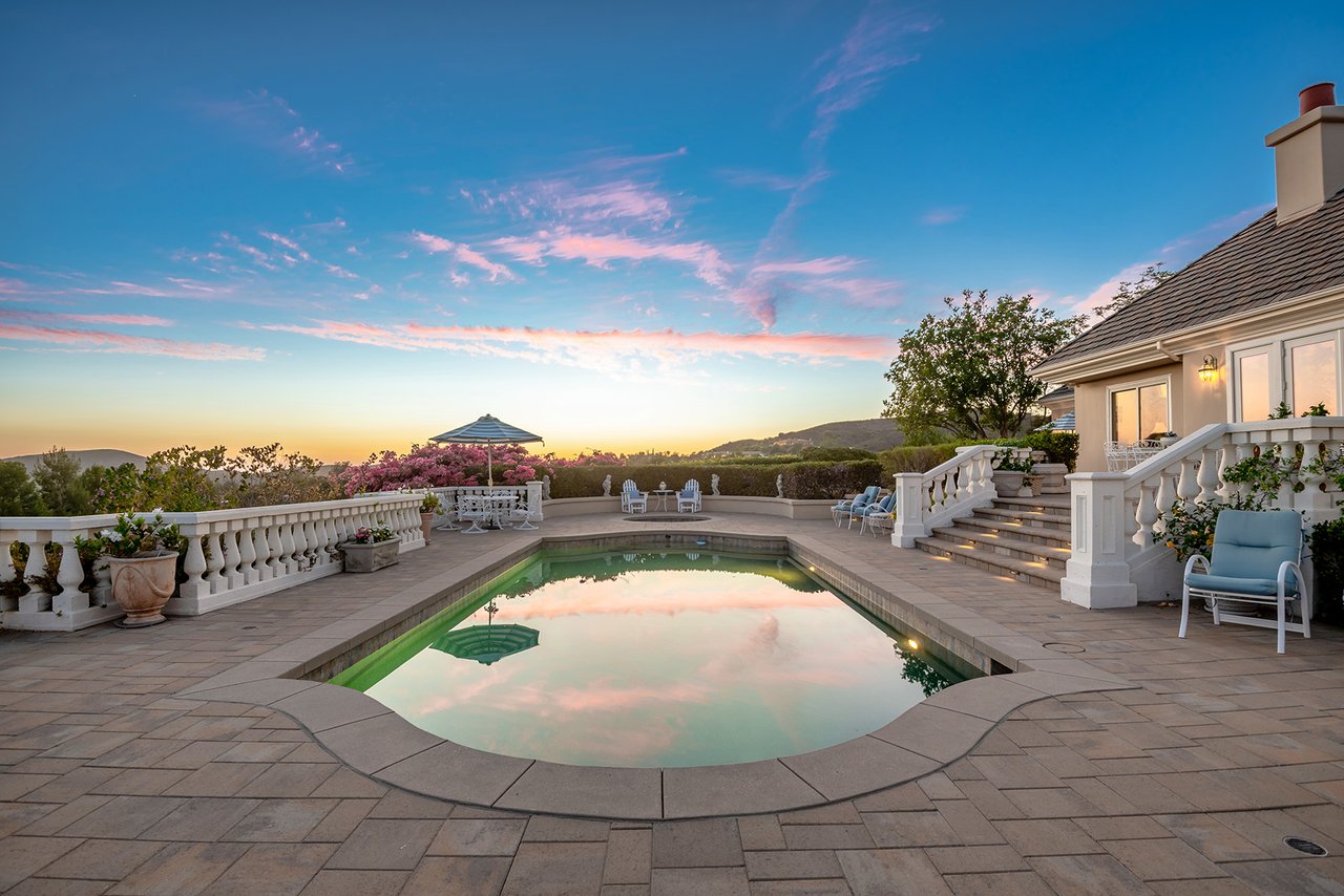 1673 Crown Ridge Court