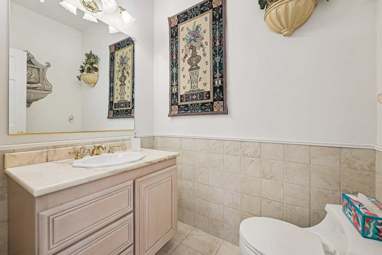 Hilltop Luxury with Endless Views