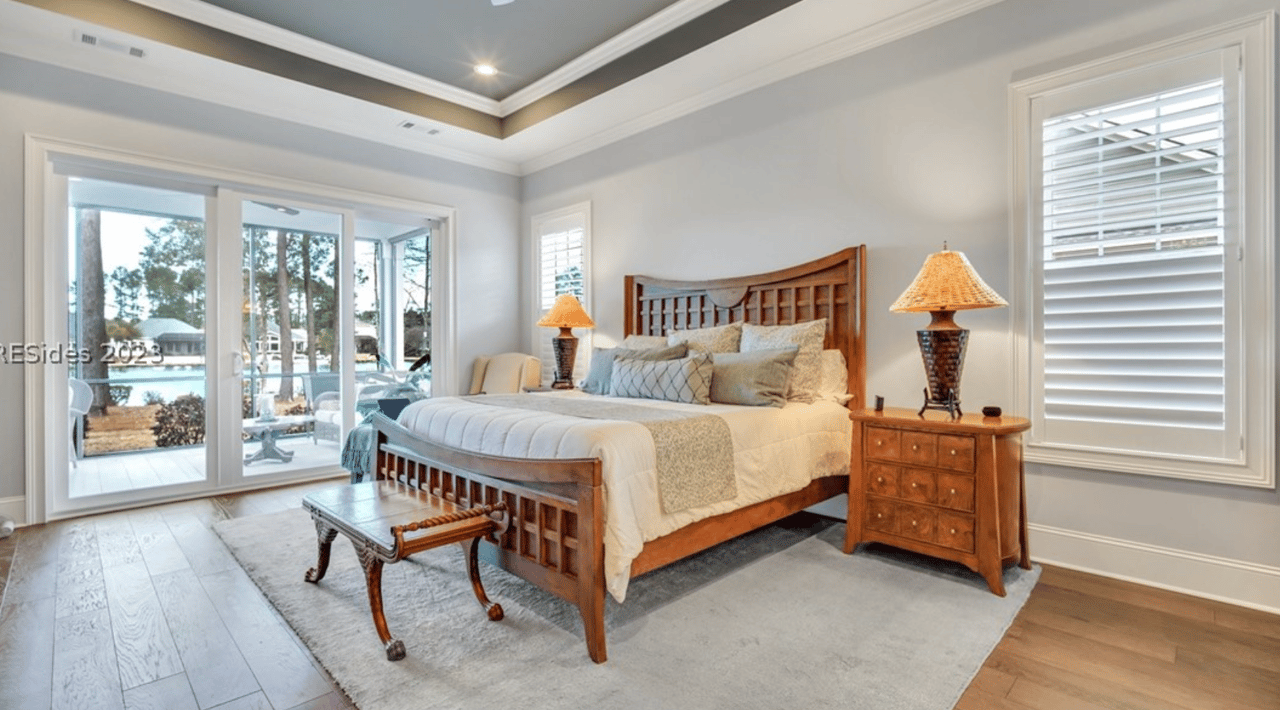 6 Fish Dancer Court 