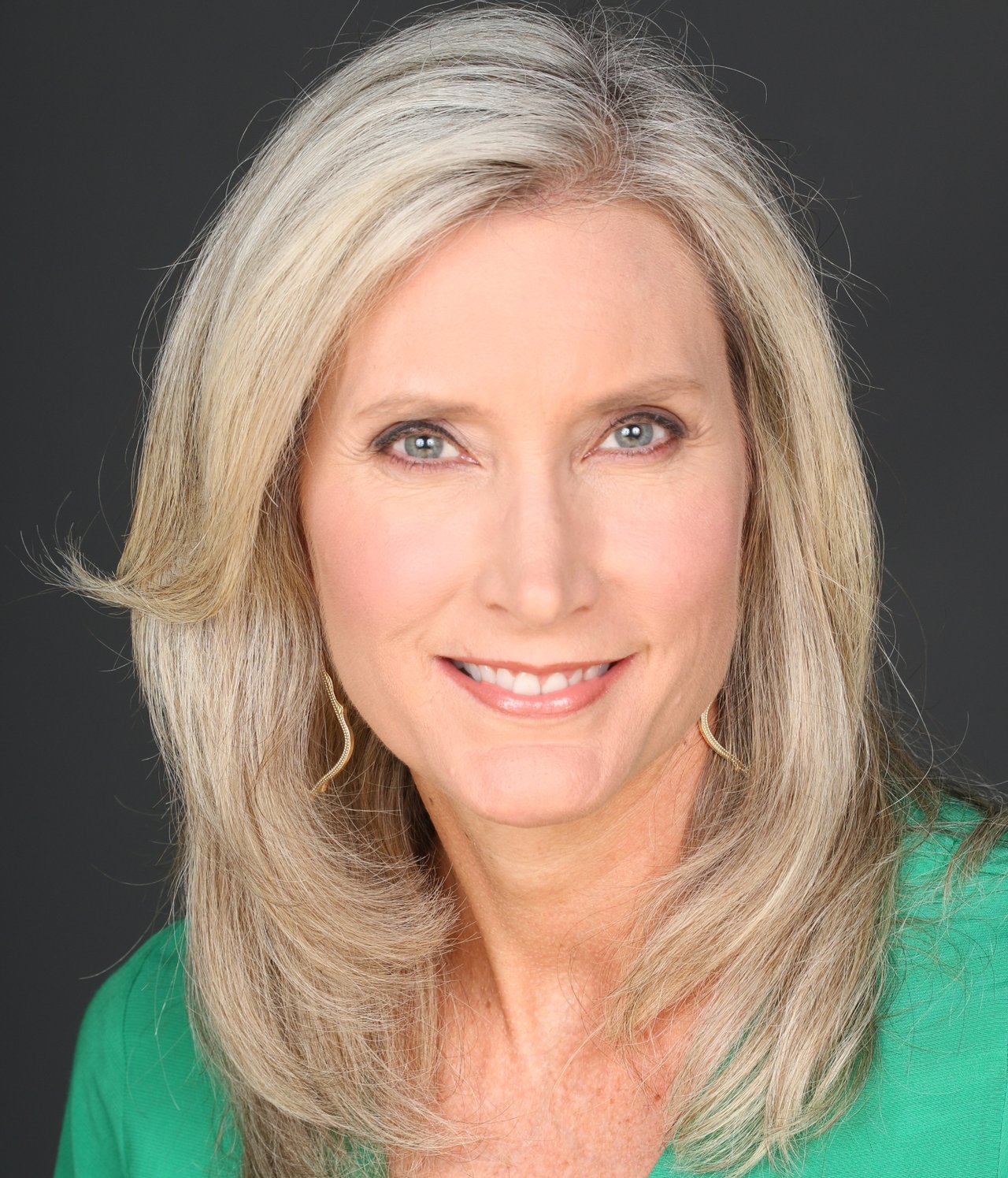 Stephanie Hollis