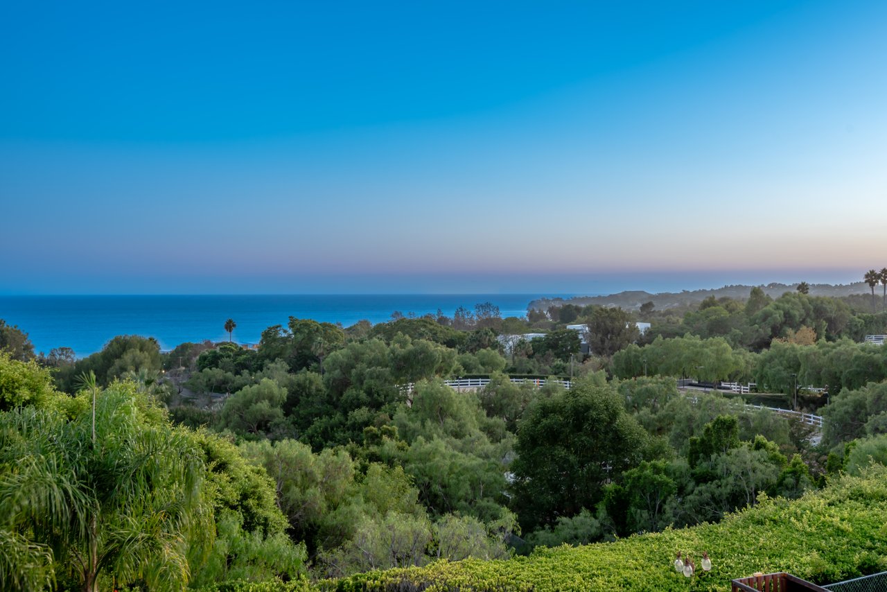 27551 Pacific Coast Hwy