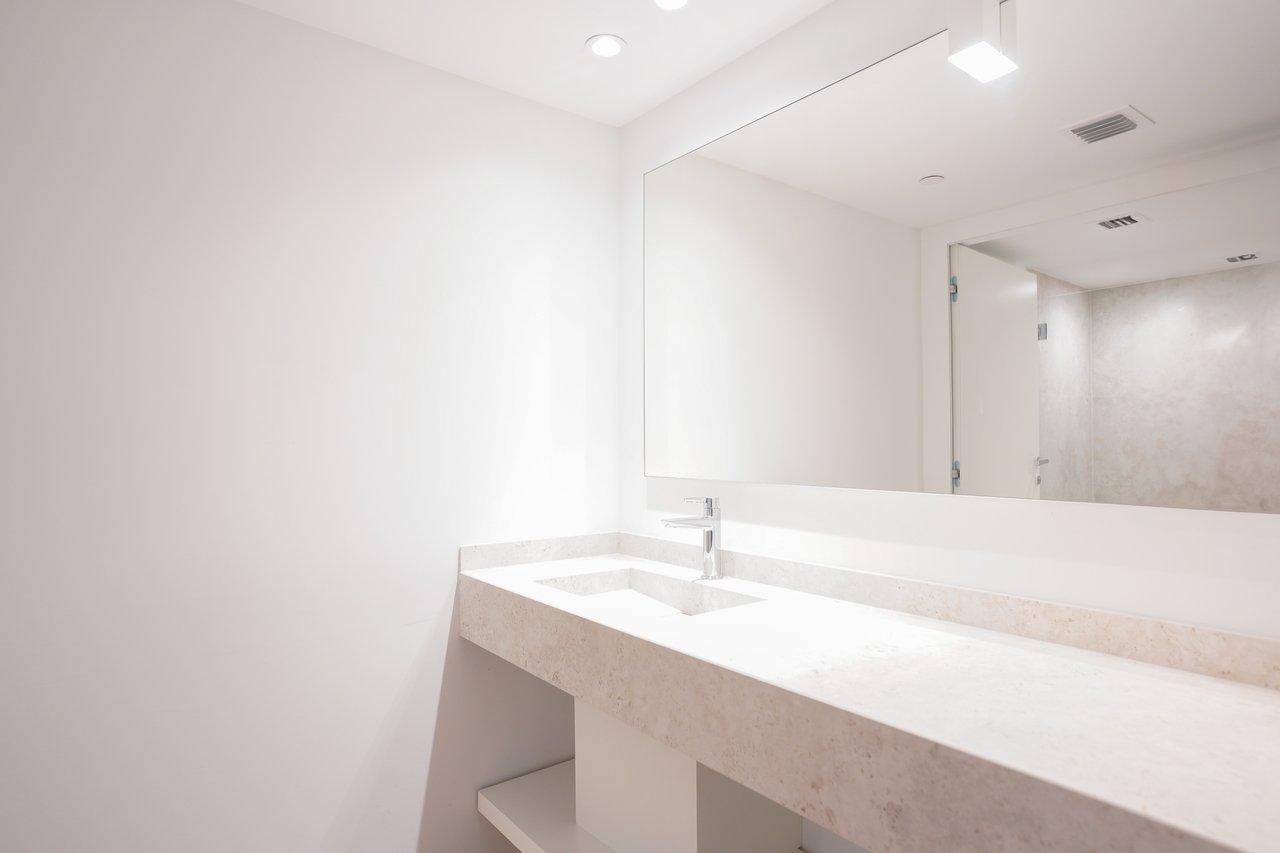Beach Haus Bal Harbour Residences