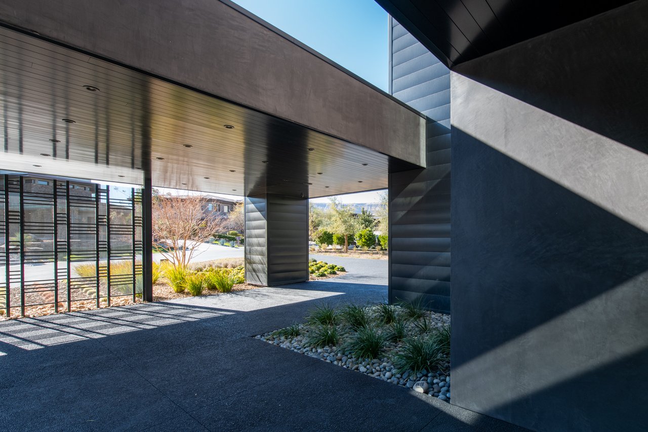 44 Hawk Ridge Drive