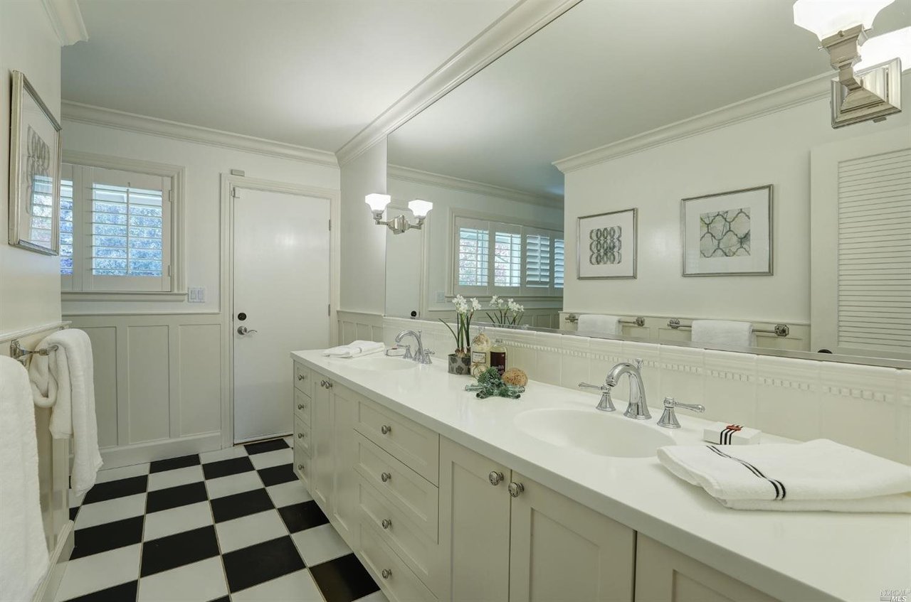 151 Fernwood Dr