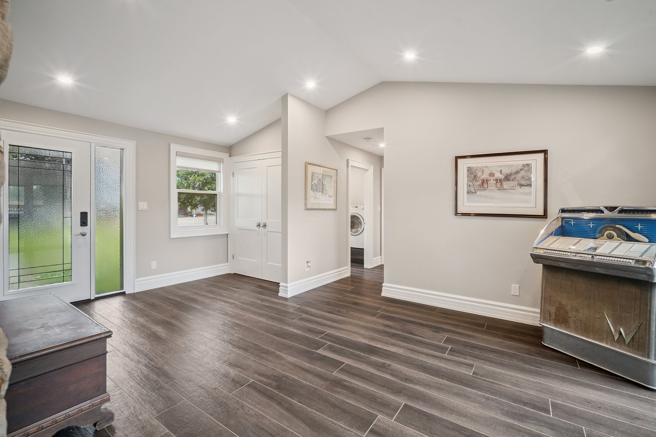 Extraordinary Equestrian Estate