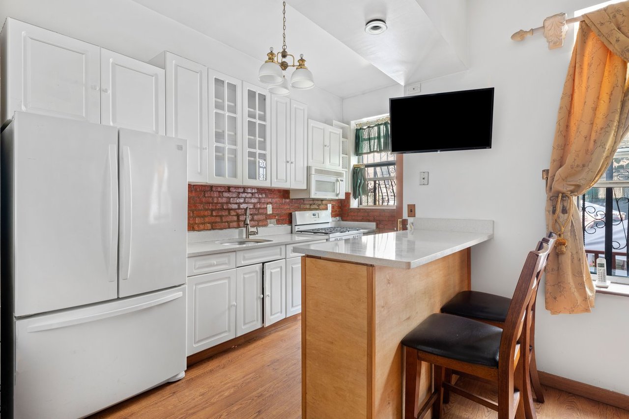 607 West 187th Street