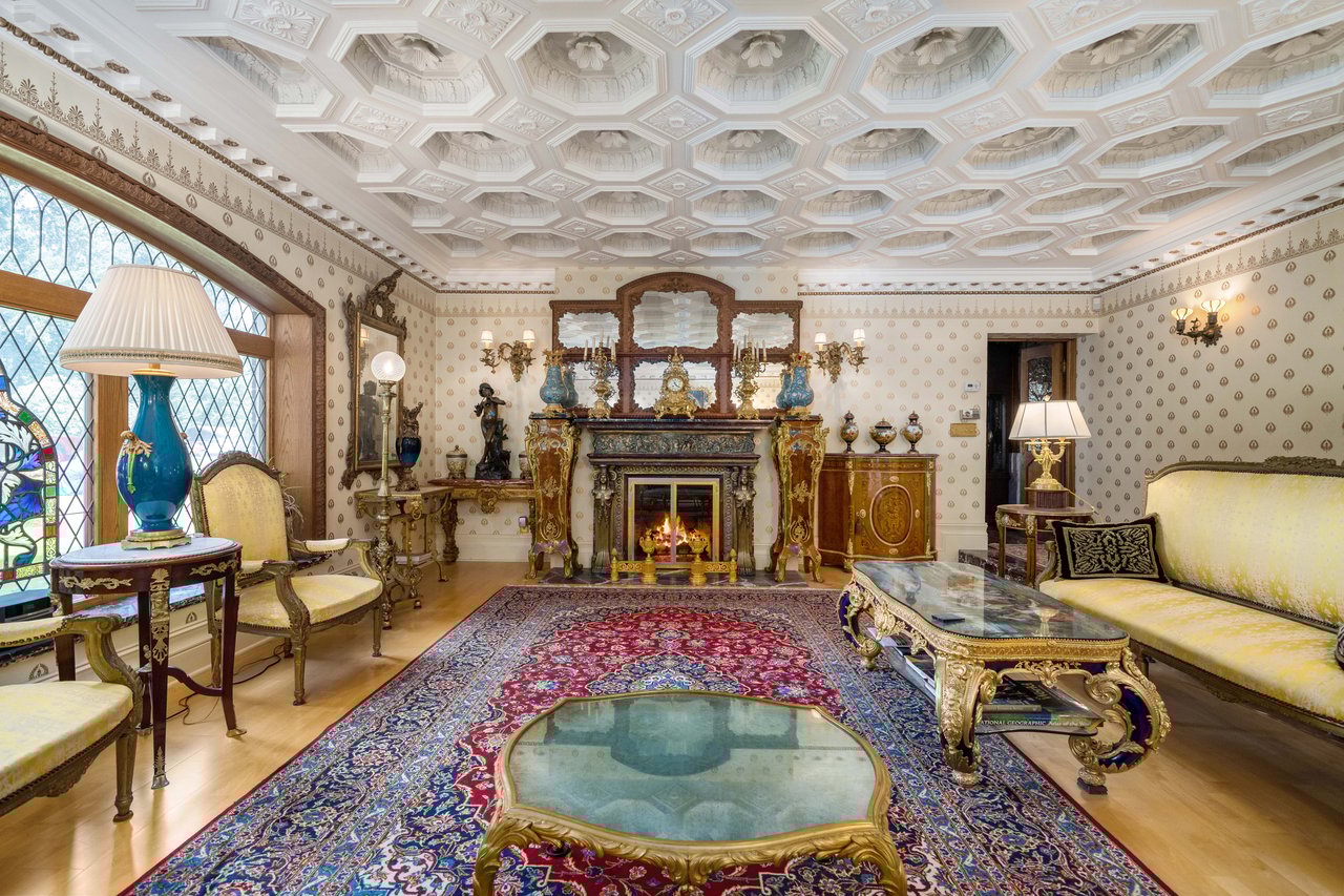 4 Thornewood Lane SW