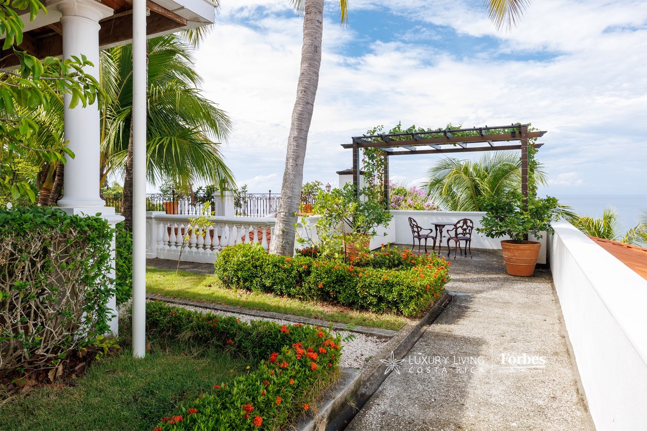 20361 - Villa Romántica | Mediterranean Mansion on 5.9 Hectares with Ocean Views