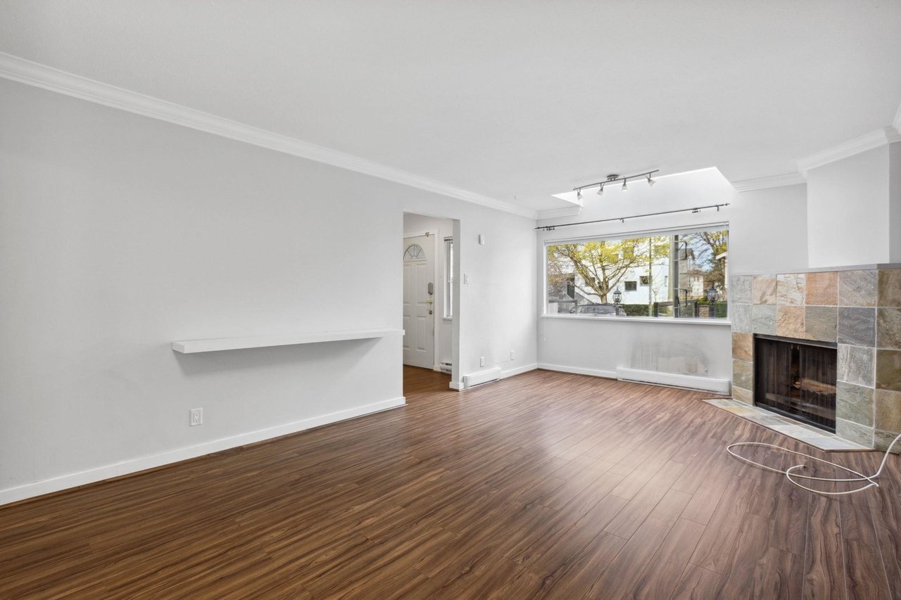 150 E 17th Ave
