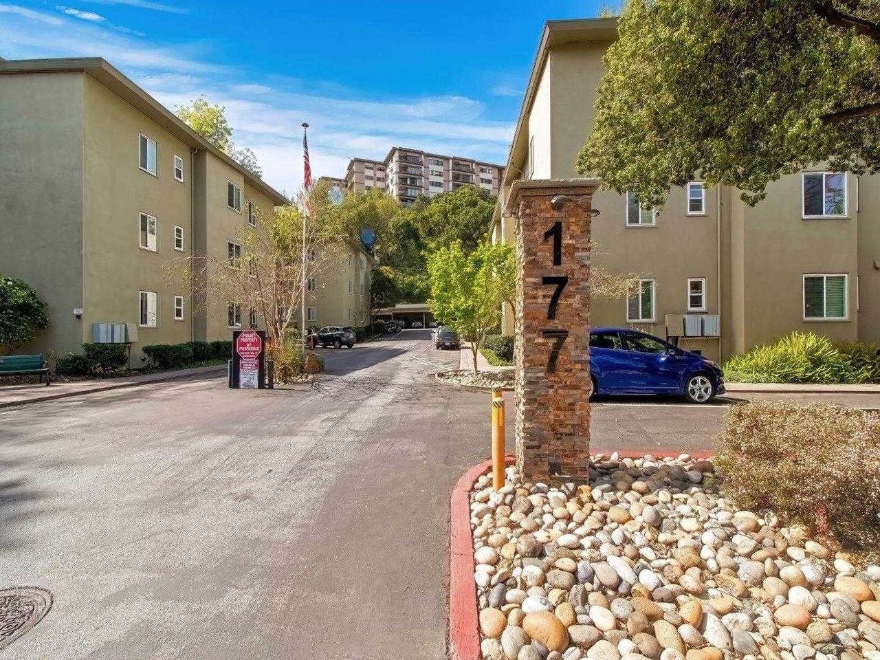 177 N El Camino Real 20