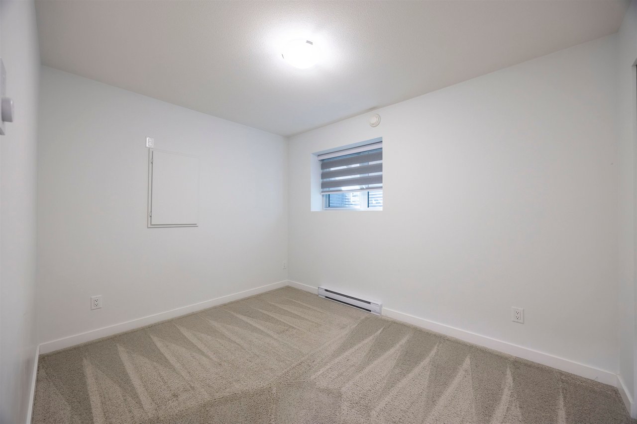 7846 204 St