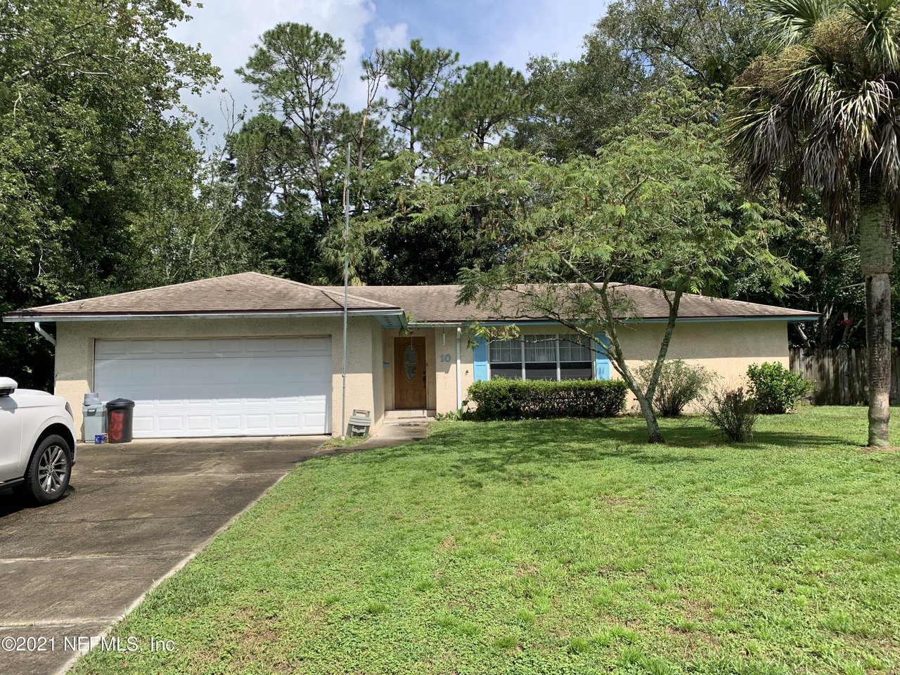 10 Tarpon Road E