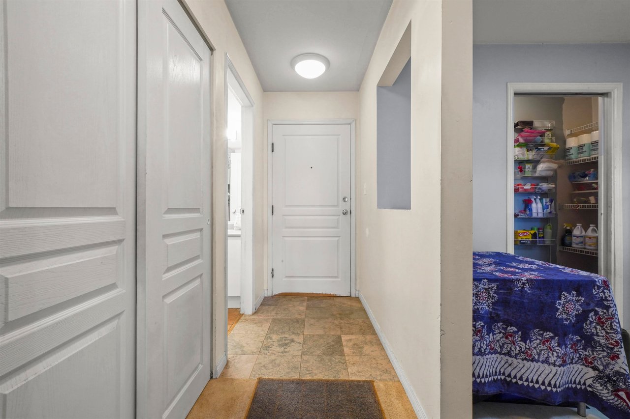 209-8430 Jellicoe St