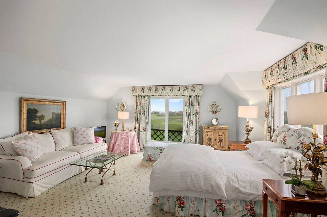 Classic East Hampton Summer Rental with Sweeping Views of Hook Pond and the Ocean