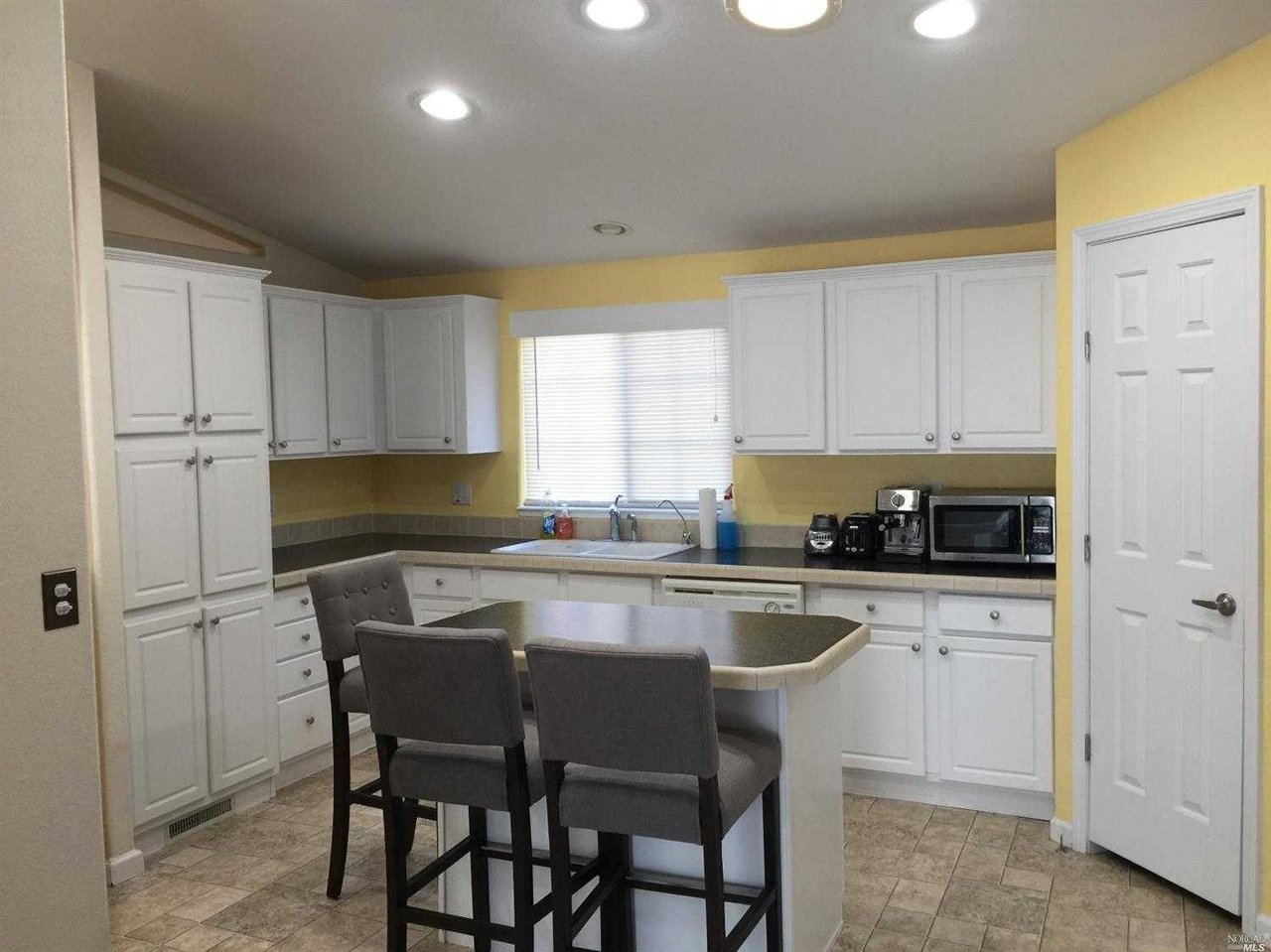 2521 Wagon Wheel Dr
