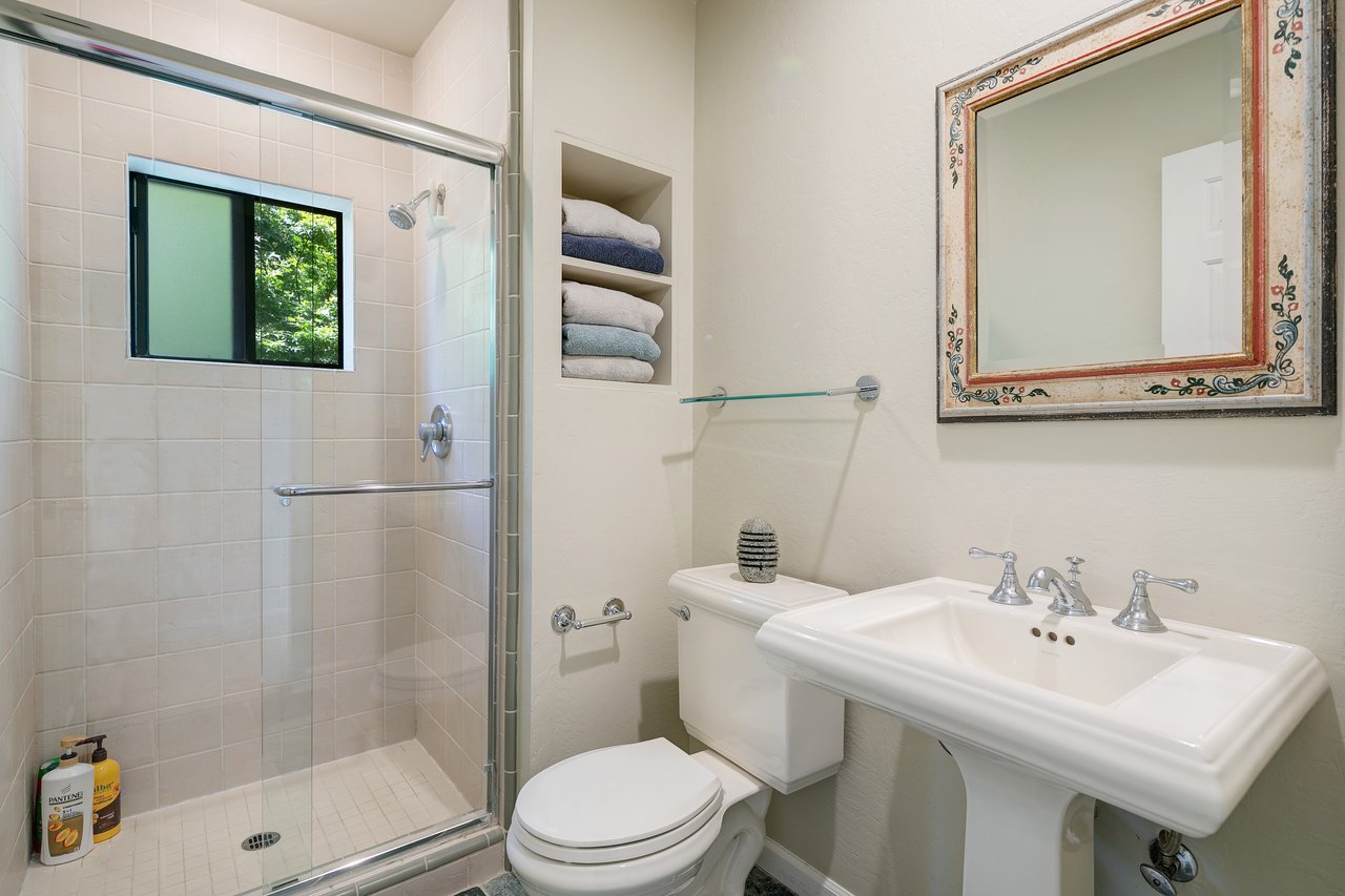 80 Camino De Herrera, San Anselmo