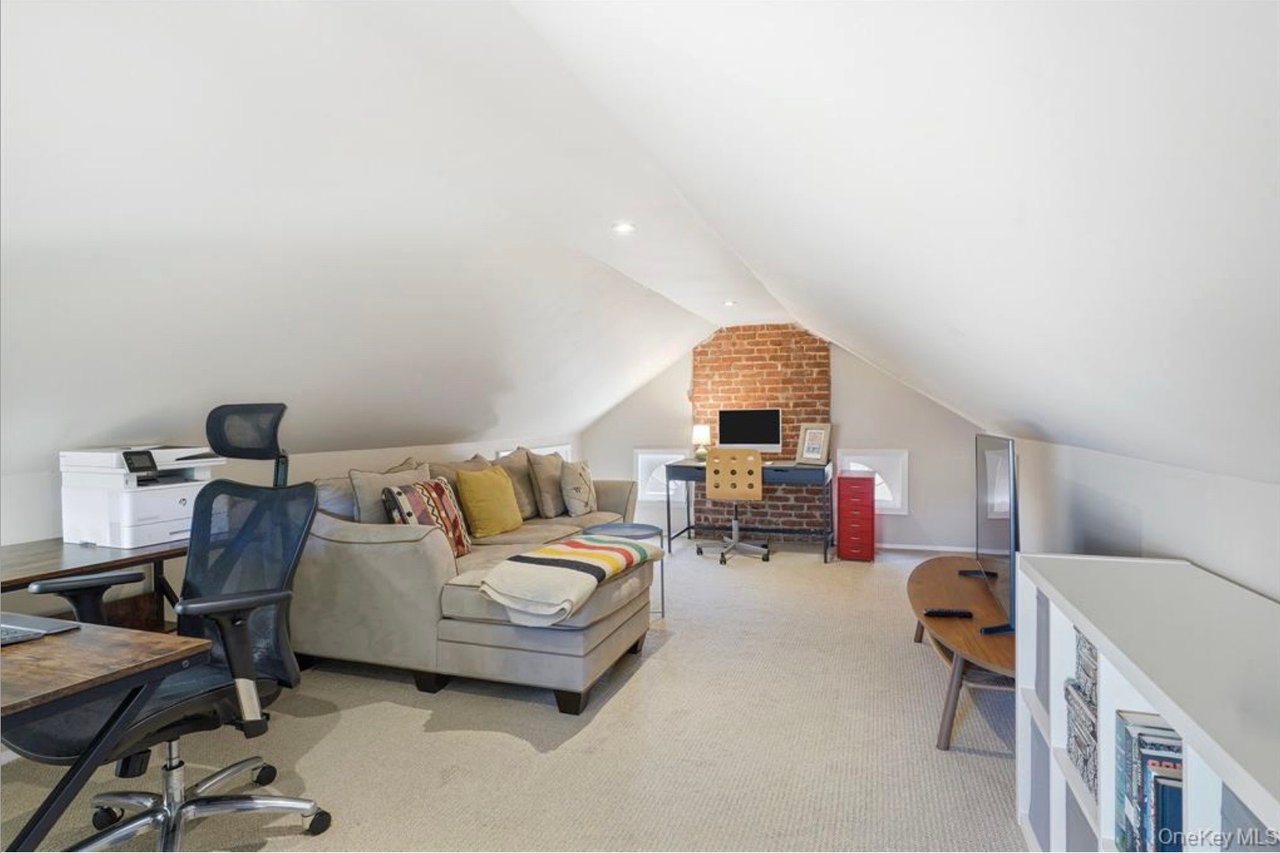 76 Yale Rd, Hartsdale, NY 10530